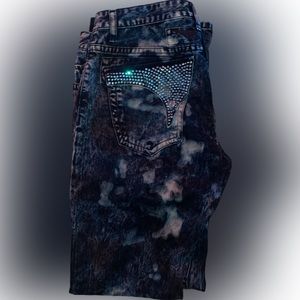 Acid Wash Long flaps Studded Robin Jeans